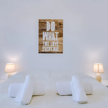 Blife Frankya Private Rooms Faro Exterior photo