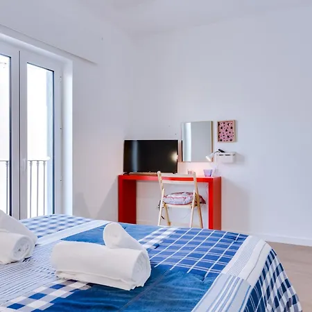Blife Frankya Private Rooms Faro Exterior photo