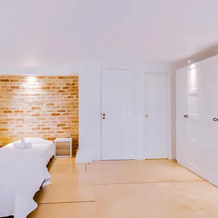 Blife Frankya Private Rooms Faro Exterior photo