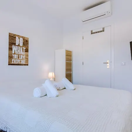 Blife Frankya Private Rooms Faro Exterior photo
